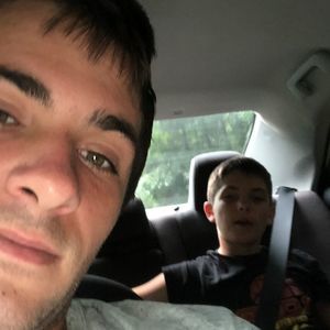 Meet your Posher, Troy